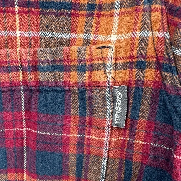Eddie Bauer Outdoor Timeless Men's Checkered Flannel Shirt Burgundy/Navy SzS - Picture 6 of 14